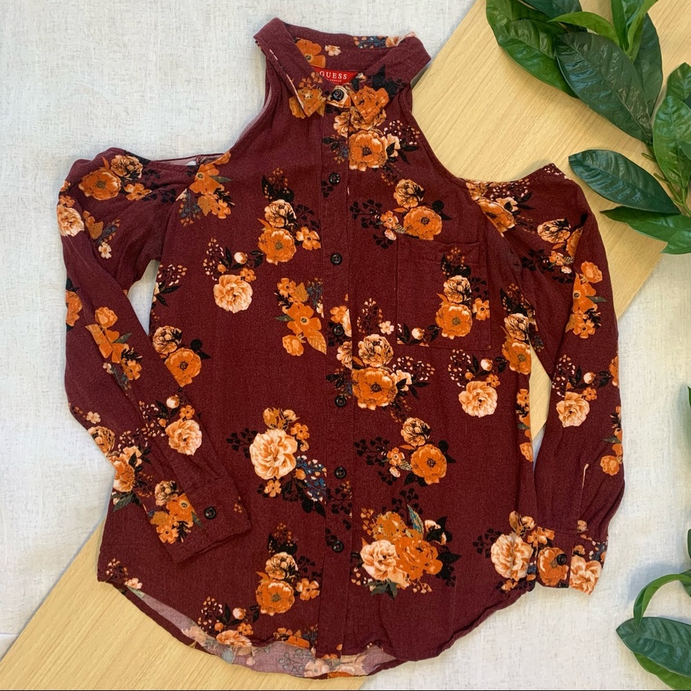 GUESS? Cold Shoulder Button Down in Maroon Floral